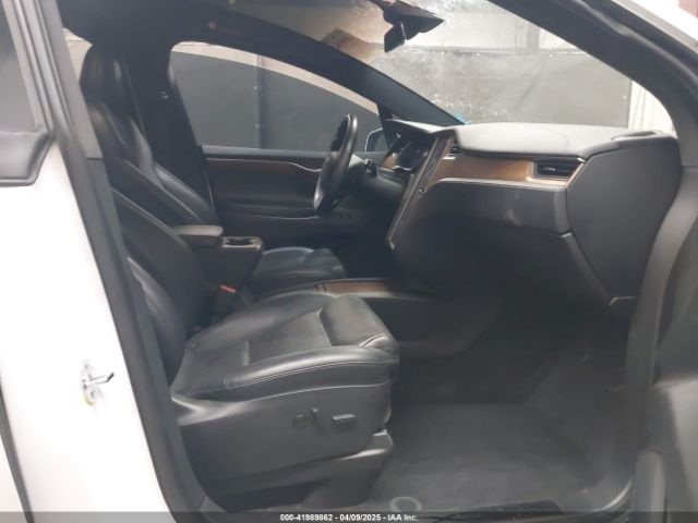 5YJXCDE22LF305223 Tesla MODEL X
