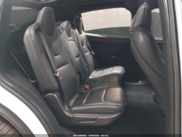 5YJXCDE22LF305223 Tesla MODEL X