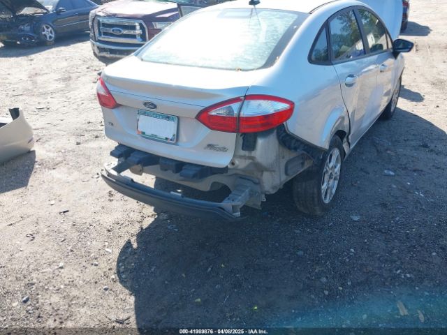 3FADP4BJ7GM110714 Ford FIESTA SE