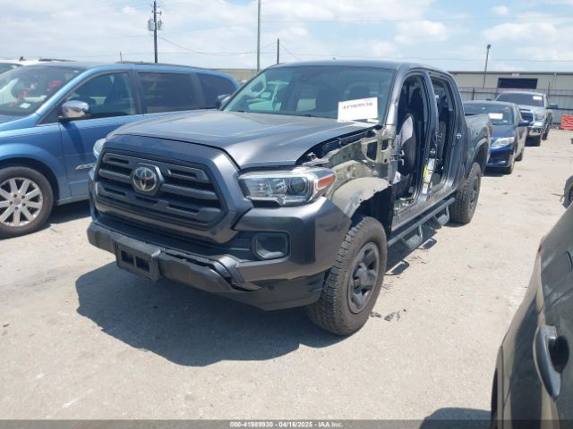 5TFAX5GN9KX139813 Toyota Tacoma Sr