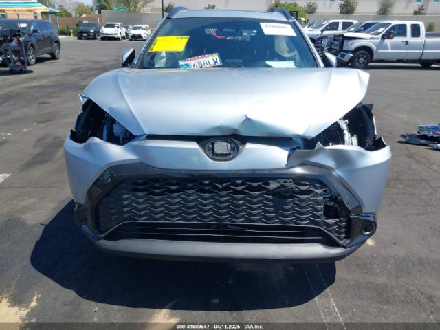 7MUFBABG5RV042572 Toyota Corolla Cross Hybrid Se