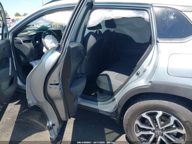 7MUFBABG5RV042572 Toyota Corolla Cross Hybrid Se