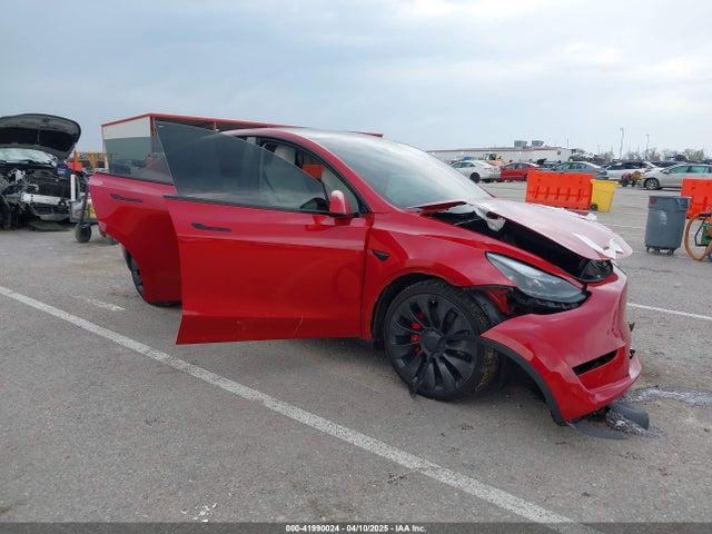 2023 TESLA MODEL Y 7SAYGDEFXPF765508 Photo 0