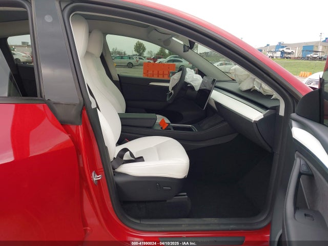 2023 TESLA MODEL Y 7SAYGDEFXPF765508 Photo 4