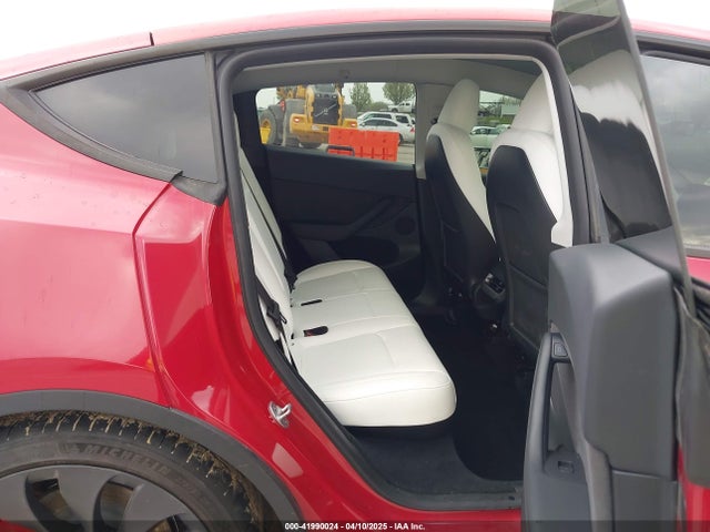 2023 TESLA MODEL Y 7SAYGDEFXPF765508 Photo 7