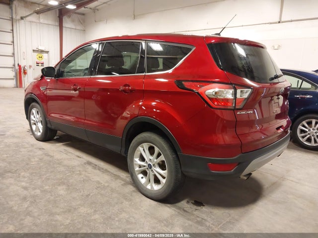 1FMCU9G97HUF07505 Ford ESCAPE SE