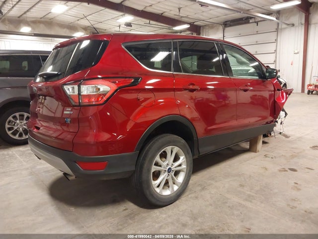 1FMCU9G97HUF07505 Ford ESCAPE SE