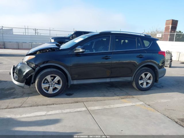 2T3WFREV7FW158583 Toyota Rav4 Xle