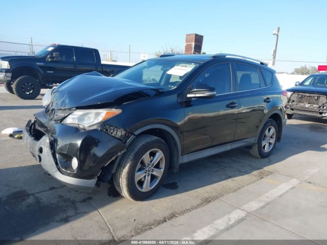 2T3WFREV7FW158583 Toyota Rav4 Xle