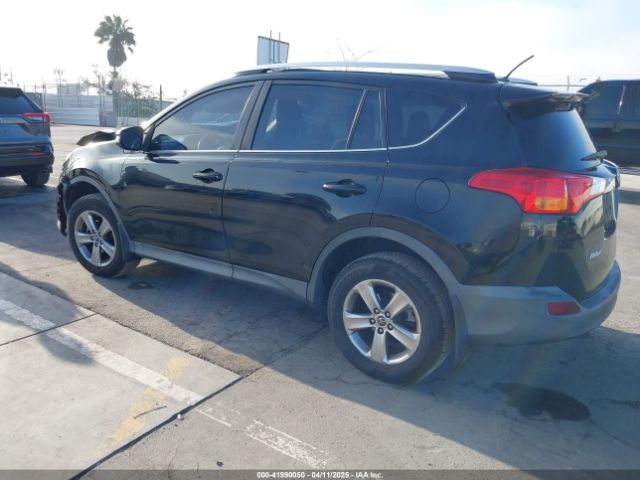 2T3WFREV7FW158583 Toyota Rav4 Xle