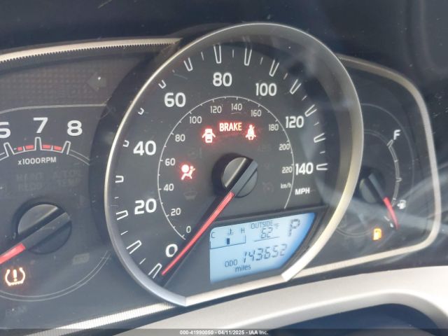2T3WFREV7FW158583 Toyota Rav4 Xle