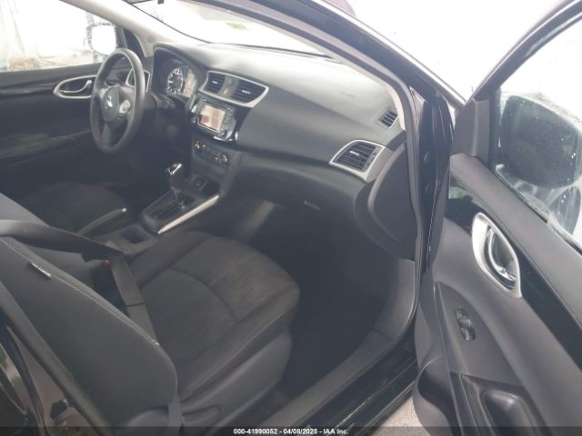 3N1AB7AP1HY320144 Nissan SENTRA SV