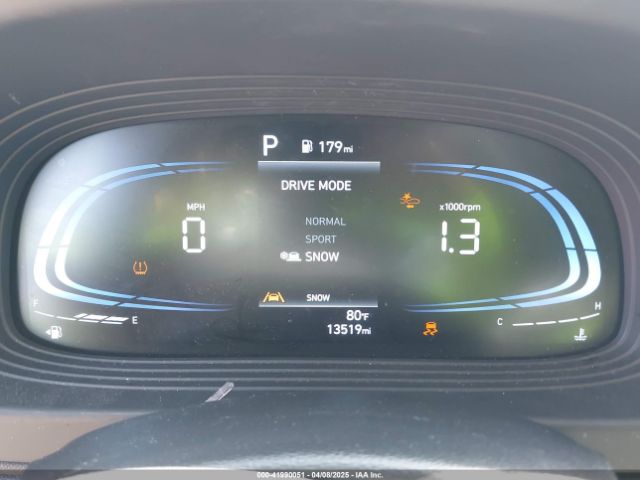 KMHRC8A38RU287093 Hyundai Venue Sel