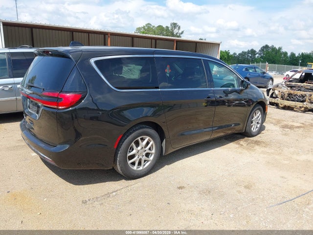 Chrysler Pacifica Touring L 2023 2C4RC1BG6PR627333 Image 4