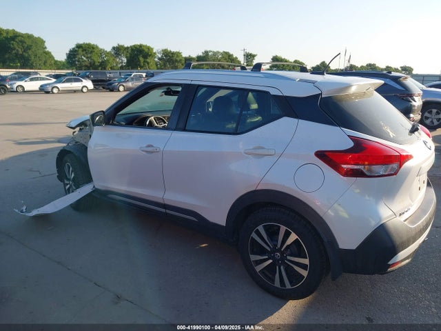 Nissan 2019 2019 3N1CP5CU9KL501093 Image 15