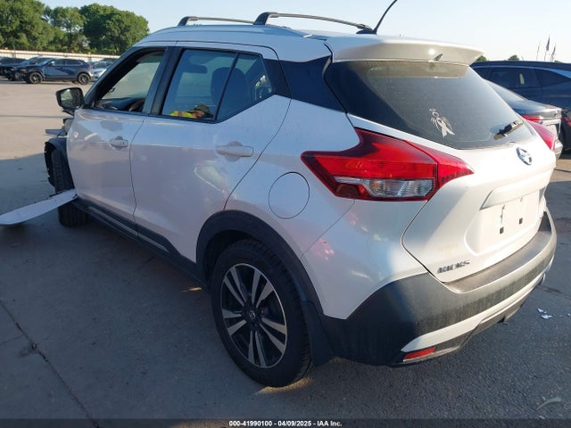 Nissan 2019 2019 3N1CP5CU9KL501093 Image 3