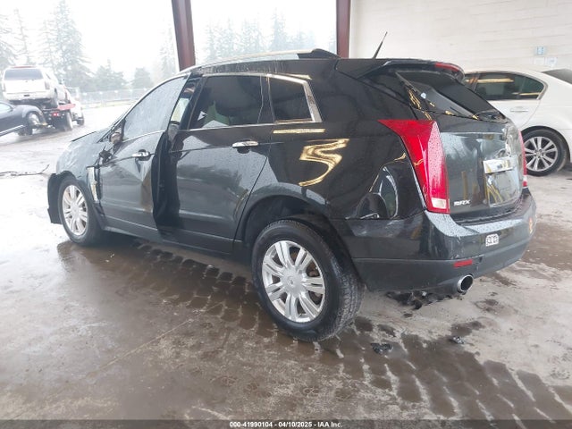2011 CADILLAC SRX 3GYFNAEY4BS655011 Photo 2