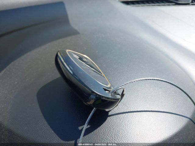 1G1ZD5ST9LF032875 Chevrolet Malibu Fwd Lt