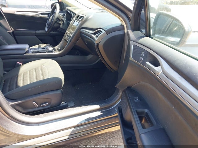 Ford Fusion Hybrid Se 2019 3FA6P0LU7KR152189 Image 5