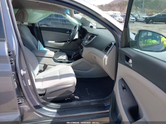 KM8J33A2XGU022633 Hyundai Tucson Sport