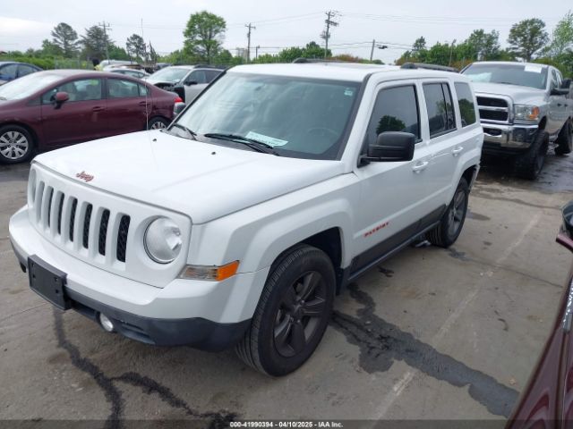 1C4NJPBB4GD727722 Jeep Patriot 75th Anniversary