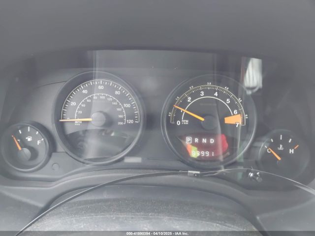 1C4NJPBB4GD727722 Jeep Patriot 75th Anniversary