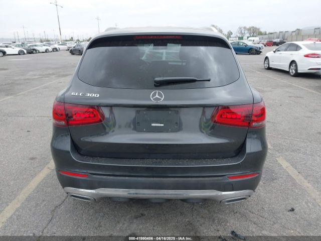 W1N0G8DB2NV379236 Mercedes-Benz m274