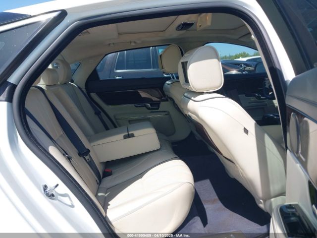 2012 JAGUAR XJ SAJWA2GB3CLV38500 Photo 7