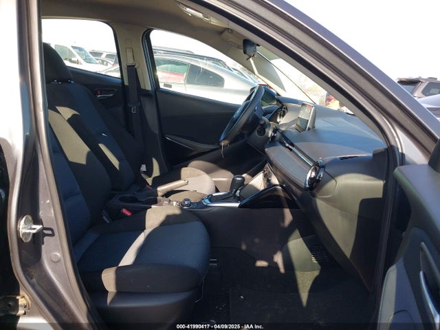 3MYDLBYV3HY195244 Toyota YARIS IA