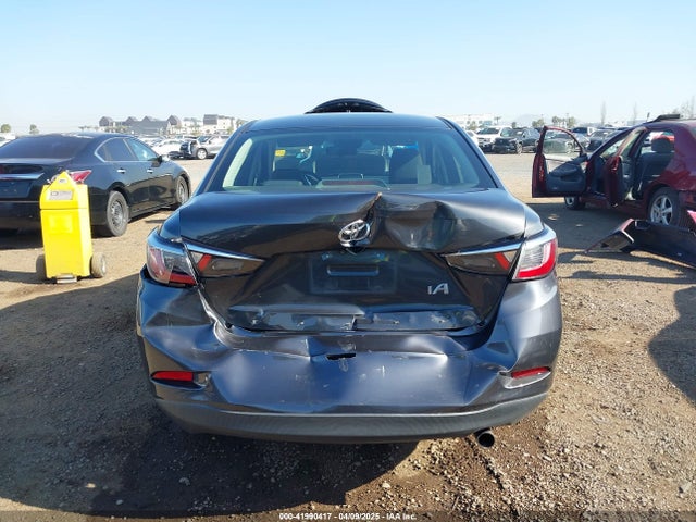 3MYDLBYV3HY195244 Toyota YARIS IA