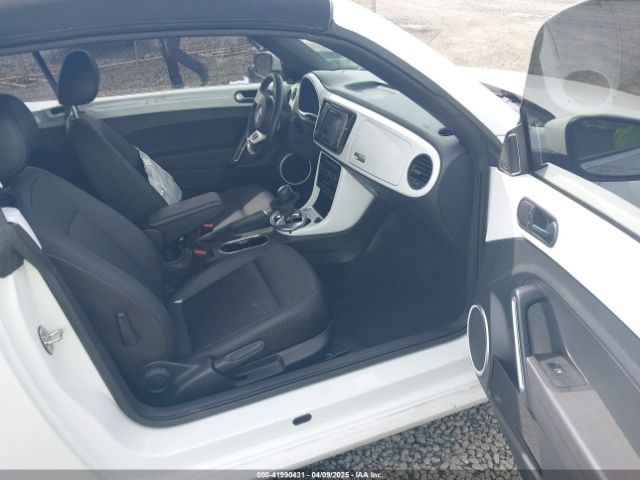 2019 VOLKSWAGEN BEETLE 3VW5DAAT3KM506167 Photo 4
