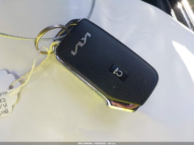 5XYK7CAF6PG118003 KIA Sportage X-pro