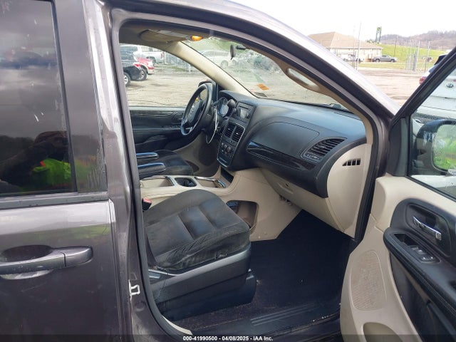 2C4RDGCG8FR541373 Dodge Grand Caravan Sxt