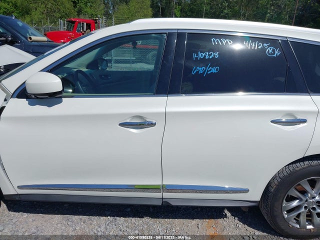 5N1AL0MN8FC554858 Infiniti 2015