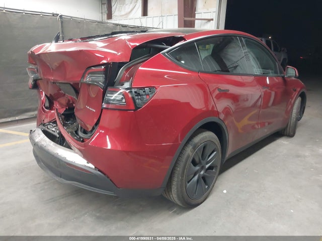 2024 TESLA MODEL Y 7SAYGDEE2RF128512 Photo 3