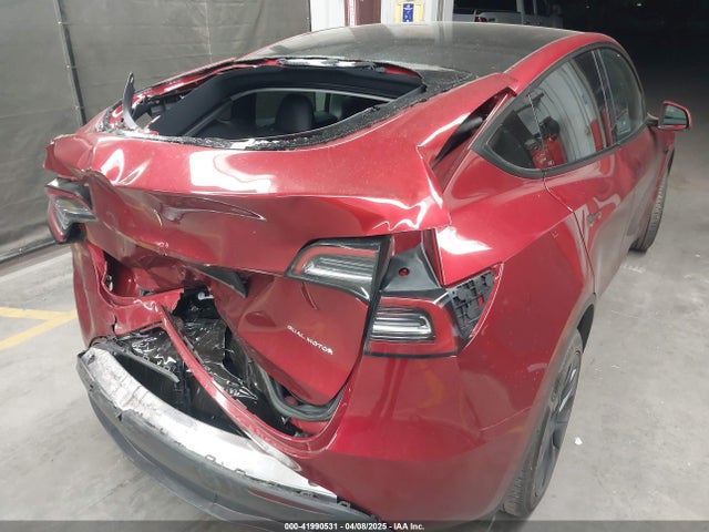 2024 TESLA MODEL Y 7SAYGDEE2RF128512 Photo 5