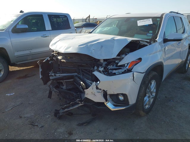 1GNERGKW9KJ274839 Chevrolet Traverse 1lt