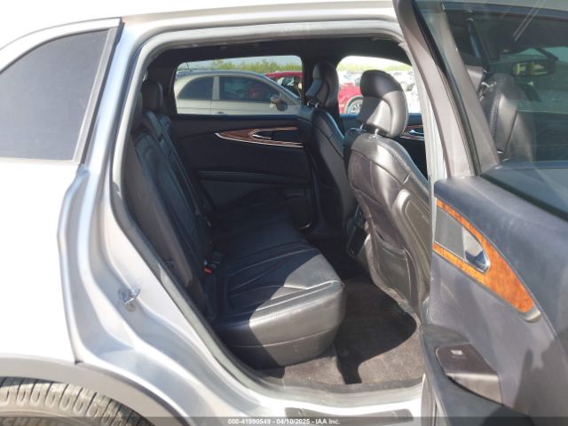 2LMTJ6KRXGBL76495 Lincoln Mkx Select