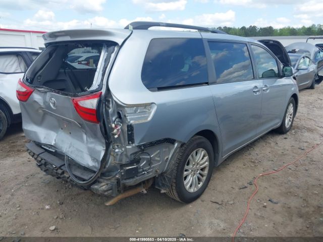 5TDYK3DC9FS532310 Toyota Sienna Xle 8 Passenger