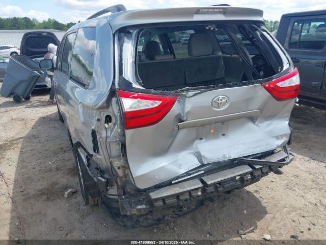 5TDYK3DC9FS532310 Toyota Sienna Xle 8 Passenger