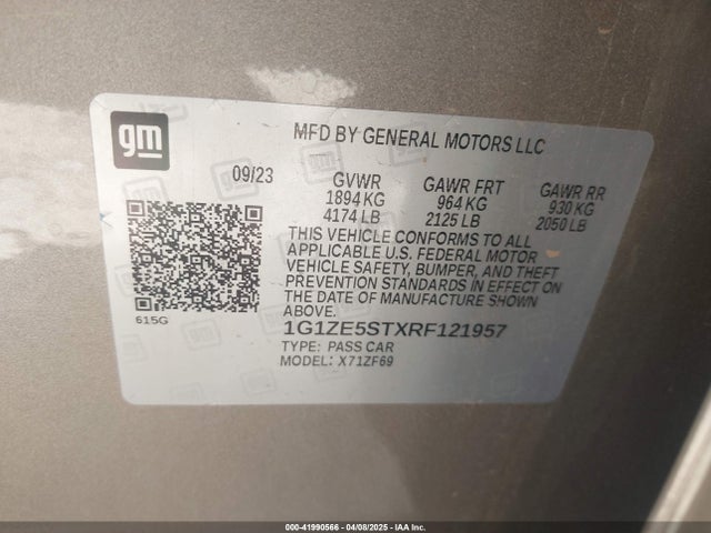 1G1ZE5STXRF121957 Chevrolet Malibu Fwd 2lt