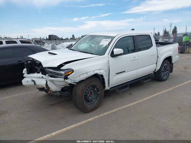 3TMAZ5CNXNM166657 Toyota Tacoma Trd Sport