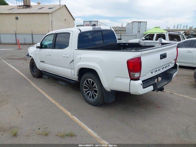 3TMAZ5CNXNM166657 Toyota Tacoma Trd Sport