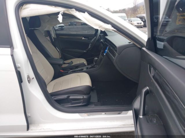 1VWMA7A37LC019967 Volkswagen Passat 2.0t R-line