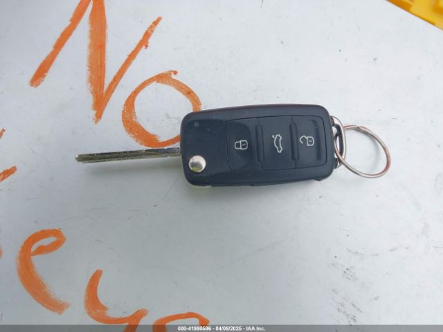 3VWLA7AJ9FM318437 Volkswagen Jetta 2.0l Tdi Se