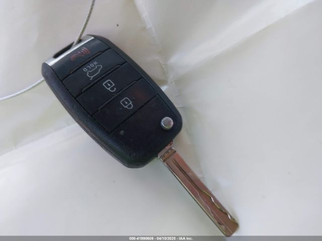 KNDJN2A26G7292837 KIA Soul