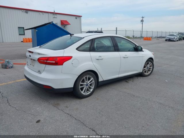 1FADP3F23FL255584 Ford FOCUS SE