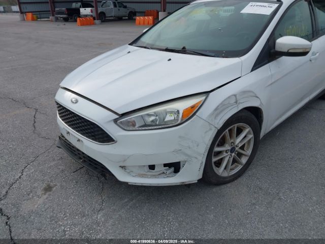 1FADP3F23FL255584 Ford FOCUS SE