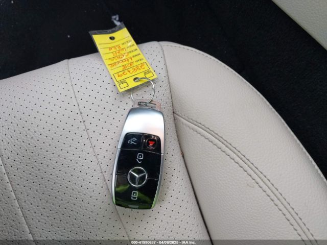 WDDZF4JB9JA446243 Mercedes-Benz E 300