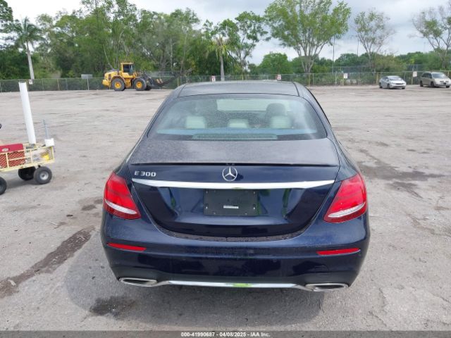 WDDZF4JB9JA446243 Mercedes-Benz E 300